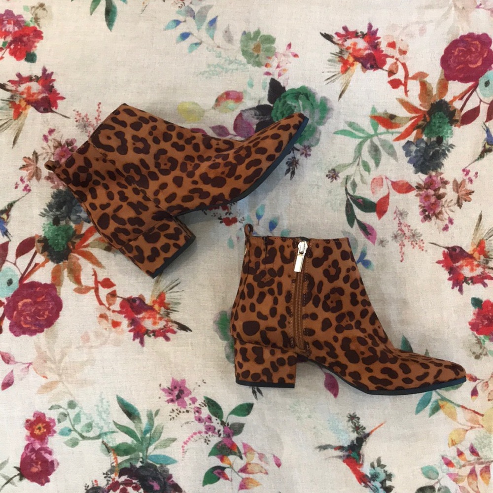 Super Stylish Cheetah Print Booties